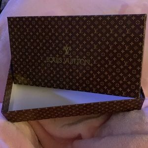 LV gift box for (Khave)